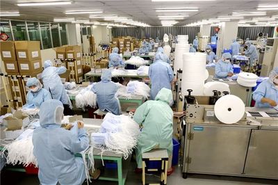 日產(chǎn)50萬(wàn)只口罩！河源這家企業(yè)如何以責(zé)任與速度守護(hù)一方平安