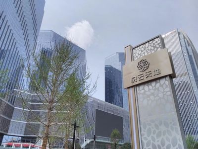 云投中心工程速報(bào)第五期 戶外停車導(dǎo)視系統(tǒng)安裝完成，悅云科技助力項(xiàng)目精細(xì)化升級(jí)